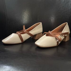Elegant Cream and Brown Women's Shoes